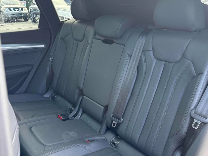 Audi Q5 PROGRESSIV 55TFSi E* * CARFAX * * АВТО КРЕДИТ * * , снимка 13 - Автомобили и джипове - 52816694