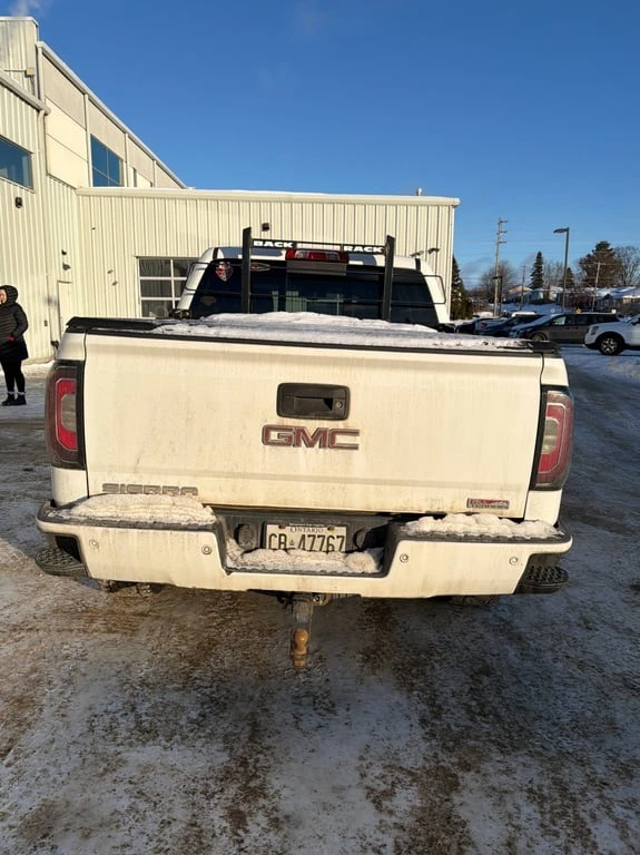 Gmc Sierra * SLT * CARFAX * БЕЗ ПЪРВОНАЧАЛНА ВНОСКА, снимка 4 - Автомобили и джипове - 53128280
