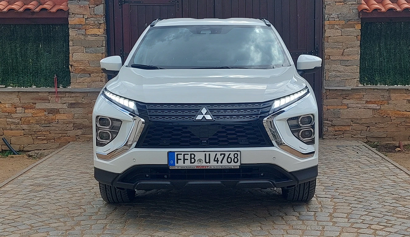 Mitsubishi Eclipse Cross Plug In Hybrid 4WD* Aut.* Navi* LED* Kamera* Euro  - изображение 3