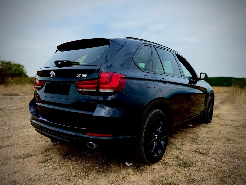 BMW X5 F15 3.0d 7 местен 360 Камери/Панорама/Head up - изображение 5