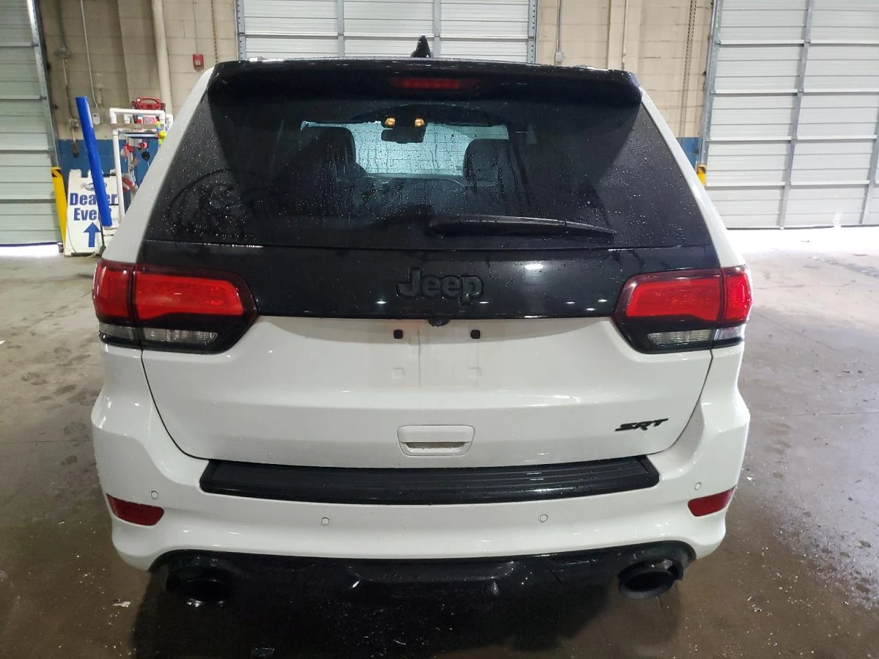 Jeep Grand cherokee SRT-8 - изображение 3