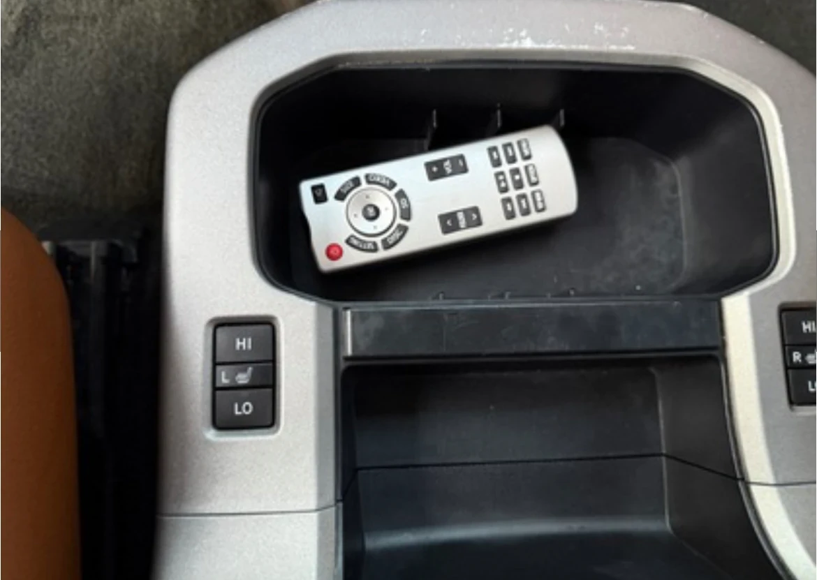 Toyota Sequoia PLATINUM * * ��� ��������� * * CERTIFIED * *  | Mobile.bg � ����������� 15