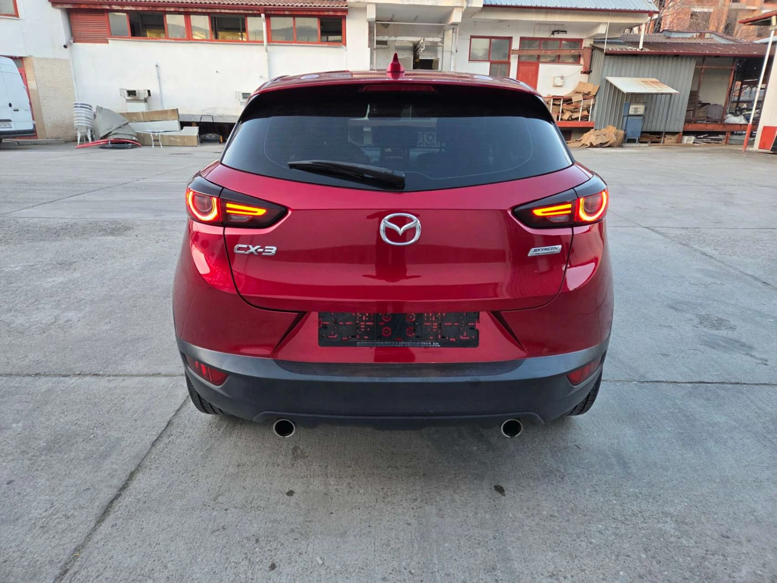 Mazda CX-3 Facelift  HEAD UP/КОЖА/ДИСТРОНИК/НАВИГАЦИЯ!, снимка 8 - Автомобили и джипове - 53761735