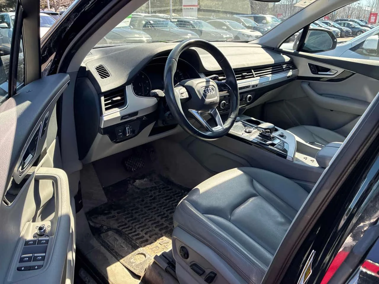 Audi Q7 * Komfort  * Подгрев * Панорама * + гуми джанти * , снимка 5 - Автомобили и джипове - 54047725