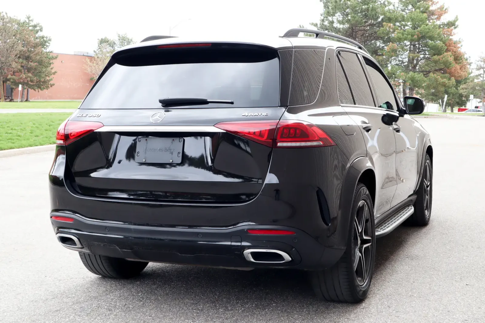 Mercedes-Benz GLE burmester* multibeam led* Parking Assist, снимка 3 - Автомобили и джипове - 54653192