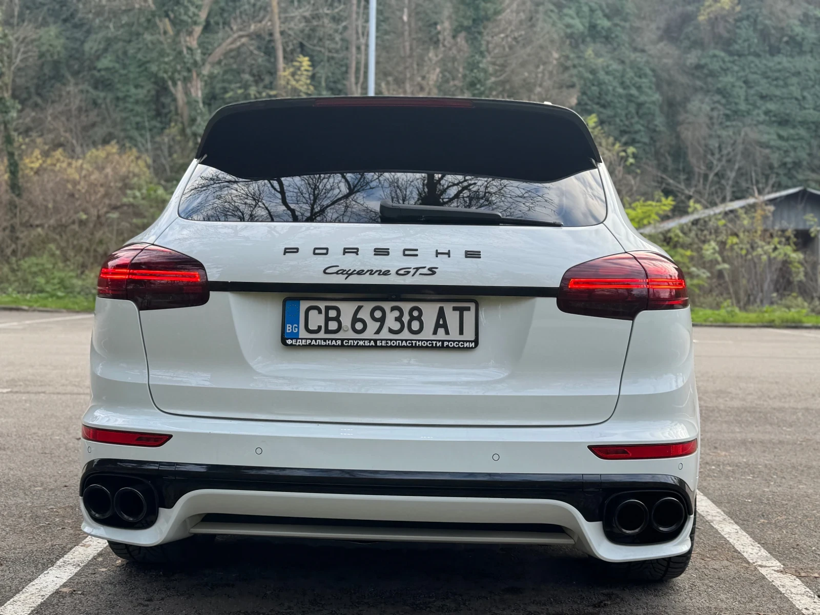 Porsche Cayenne  GTS ВАКУУМ/ОБДУХ/ДИСКТРОНИК, снимка 5 - Автомобили и джипове - 54912859