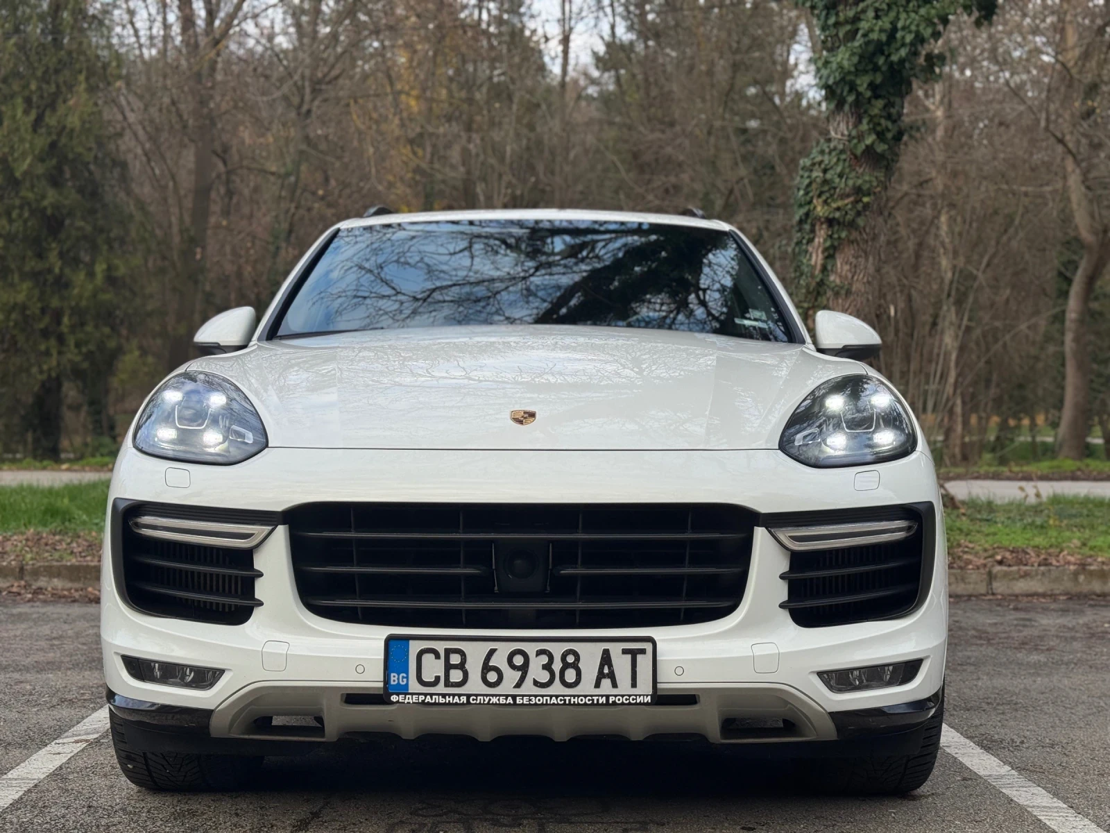 Porsche Cayenne  GTS ВАКУУМ/ОБДУХ/ДИСКТРОНИК, снимка 2 - Автомобили и джипове - 54912859