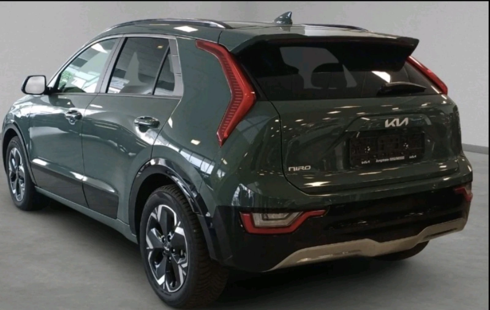 Kia Niro Gt, снимка 2 - Автомобили и джипове - 54918861