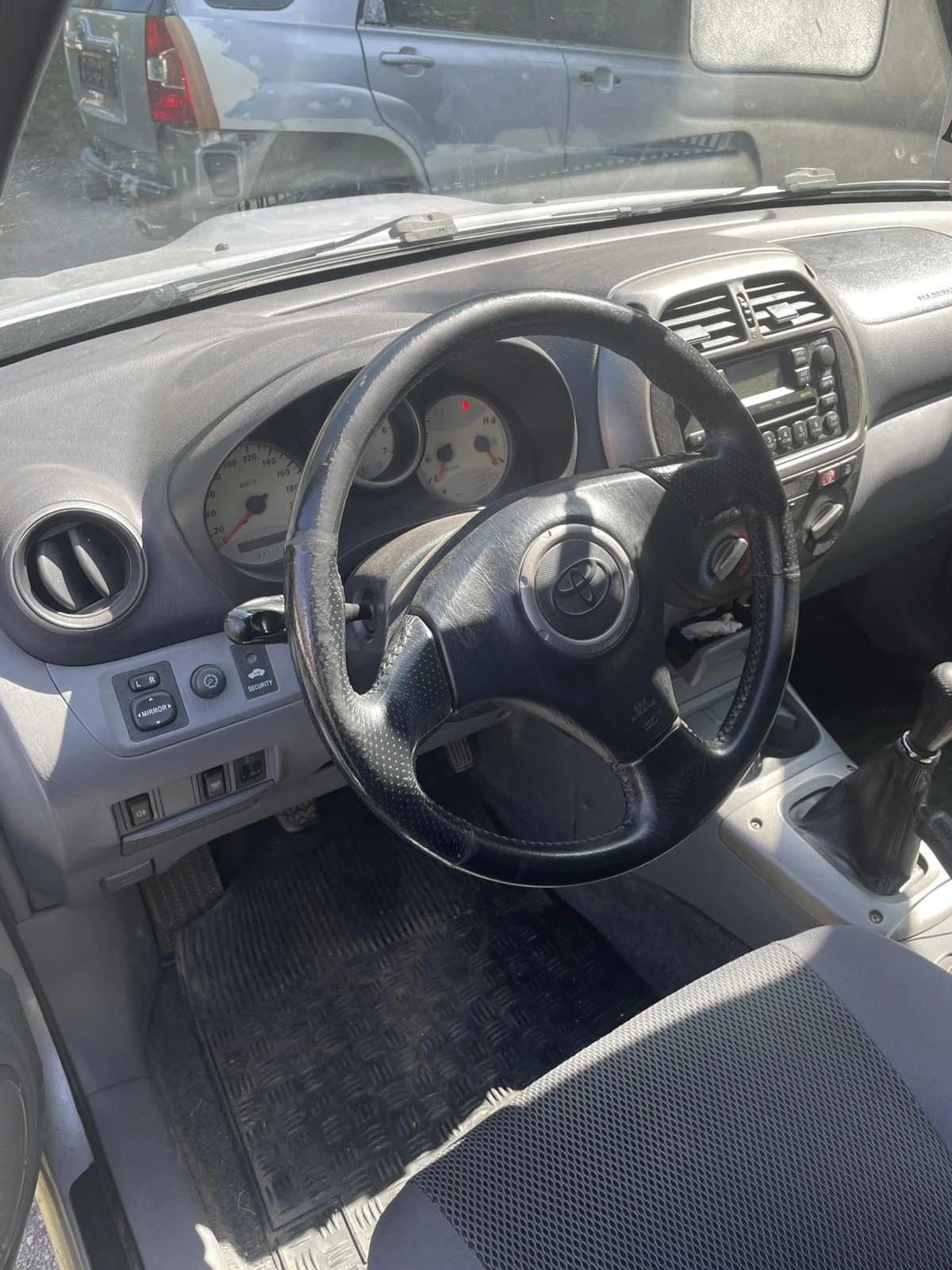 Toyota Rav4 2.0d4d 116 h.p, снимка 6 - Автомобили и джипове - 55379626