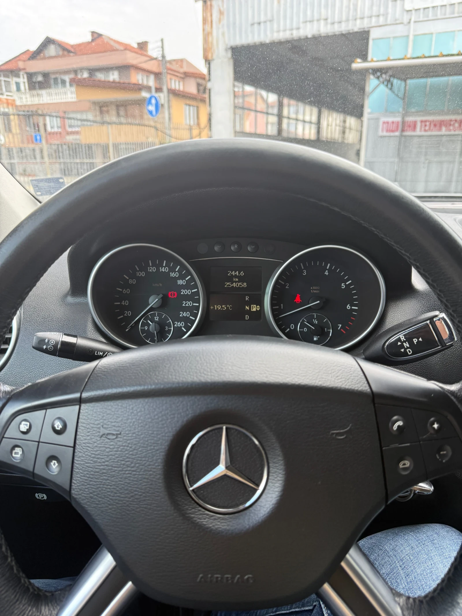 Mercedes-Benz ML 350, снимка 13 - Автомобили и джипове - 56198170