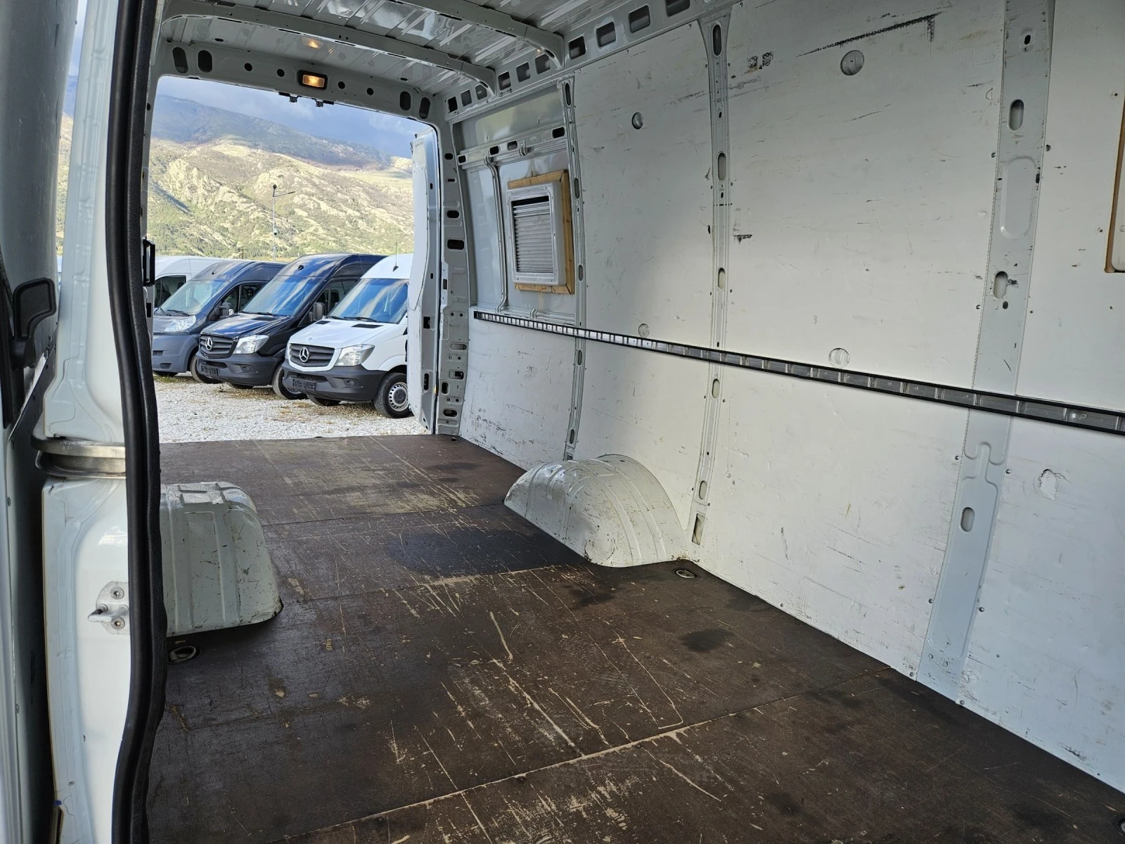 Iveco Daily 35c18 | Mobile.bg   14