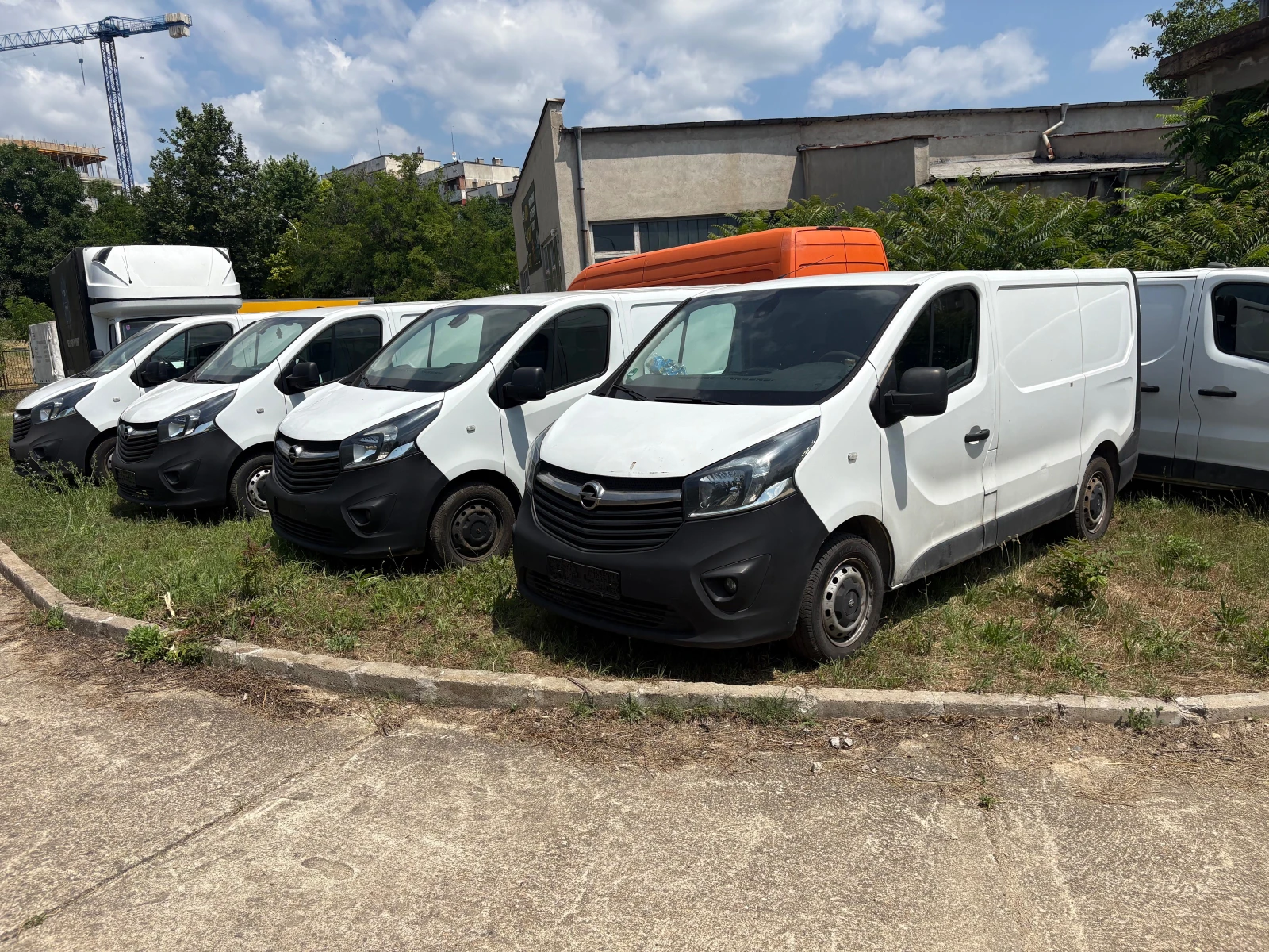 Opel Vivaro 1.6CDI Klima, снимка 6 - Бусове и автобуси - 55007401
