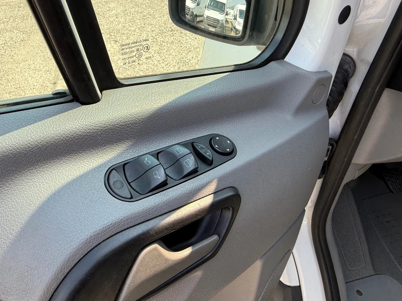 Mercedes-Benz Sprinter 315 9МЕСТА, 2xКЛИМА, FULL екстри, OM646, НОВ!, снимка 8 - Бусове и автобуси - 55770709
