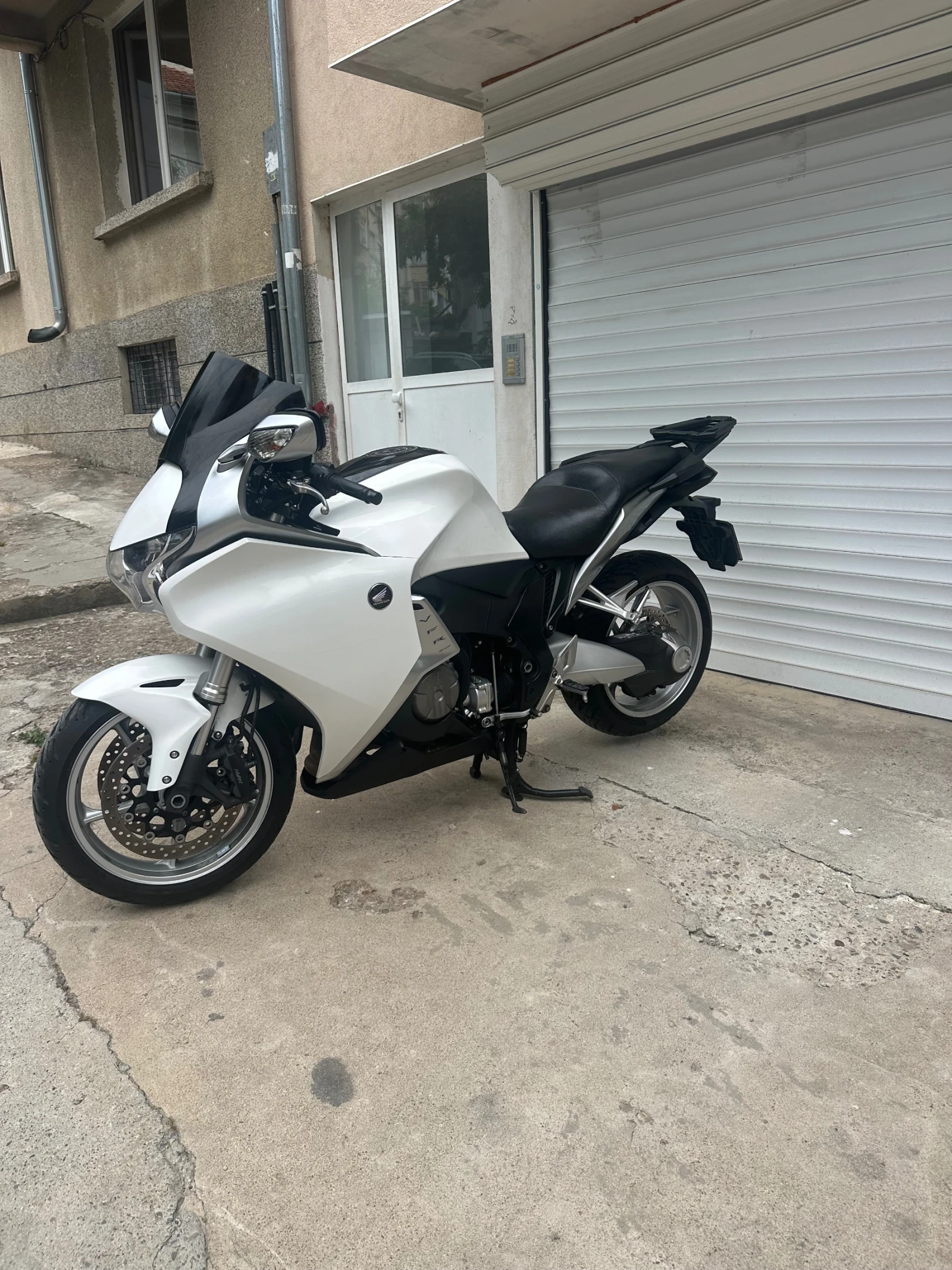 Honda Vfr 1200F, снимка 4 - Мотоциклети и мототехника - 54802088