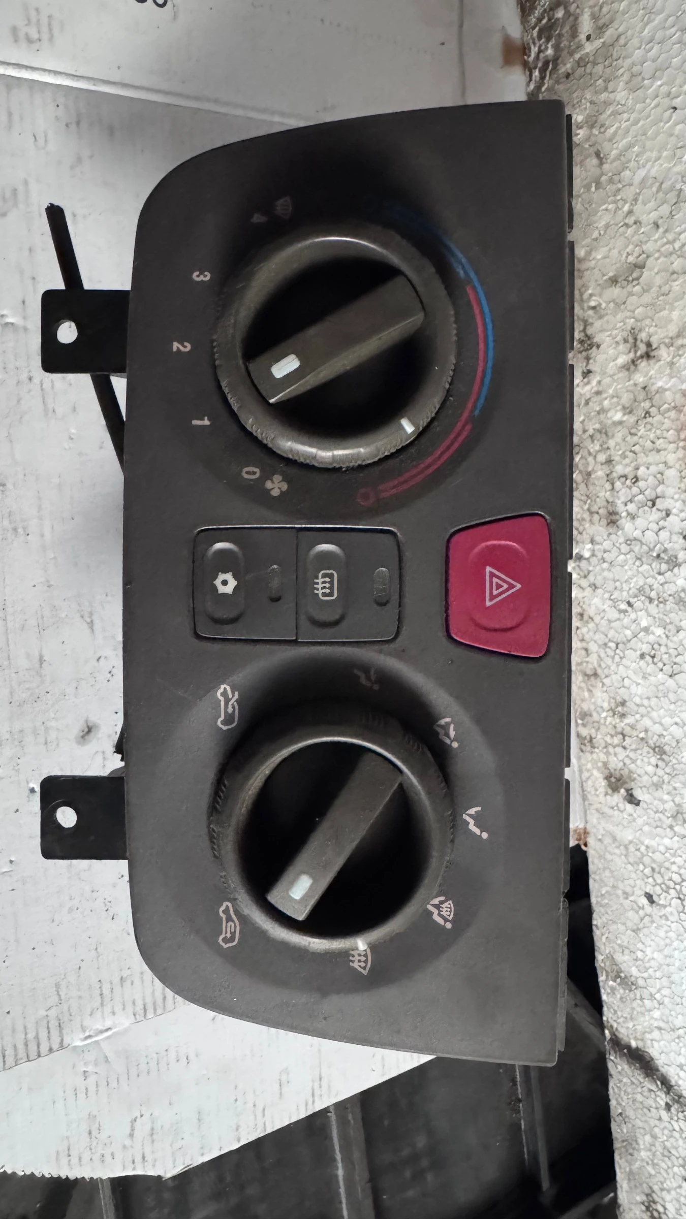   /  /   Fiat Idea - 158640100  | Mobile.bg   1