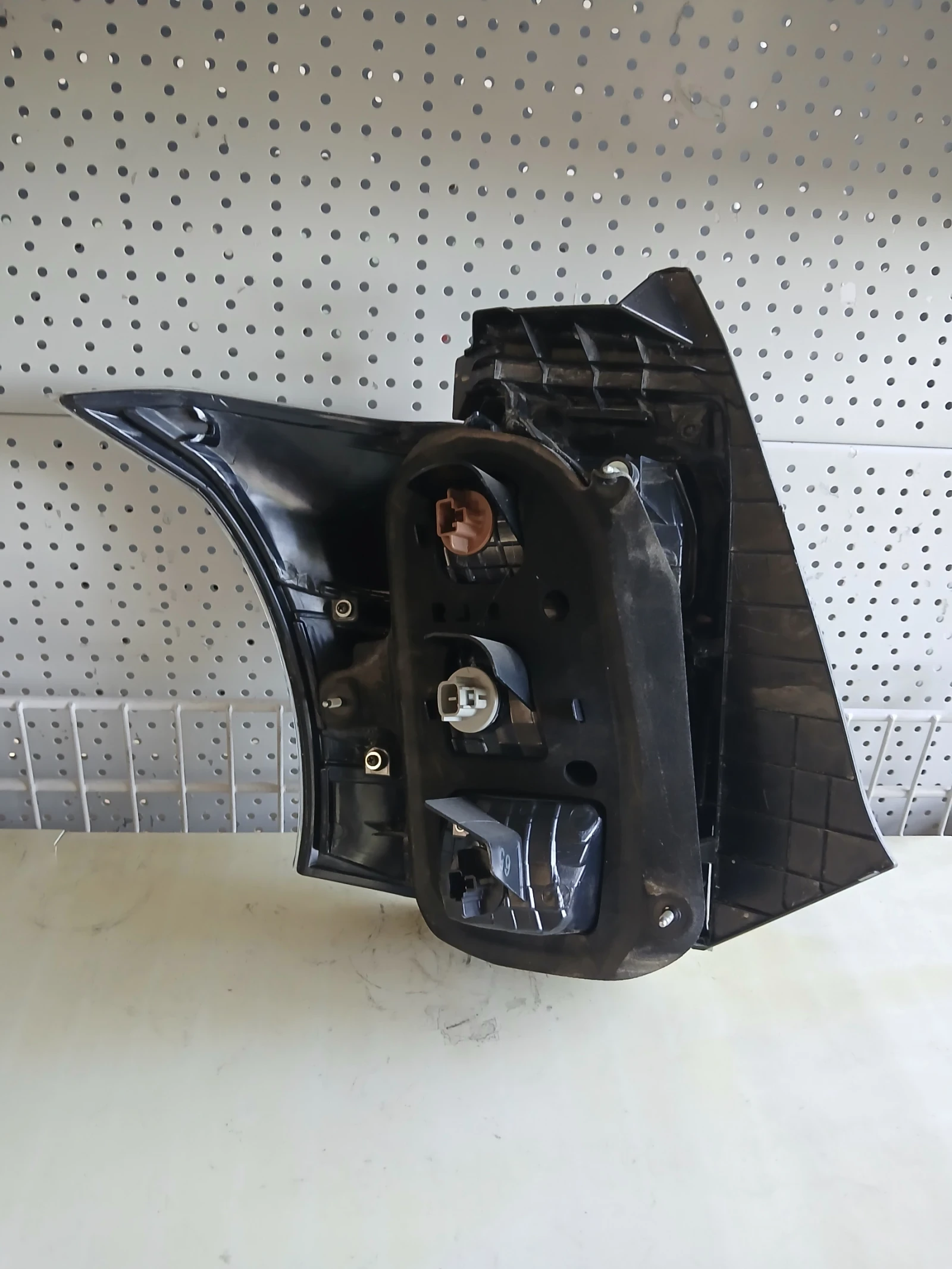 Стоп десен Toyota IQ, снимка 2 - Части - 55388894