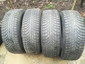      235/60R17
