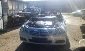 Mercedes-Benz E 200 CDI W212, снимка 2