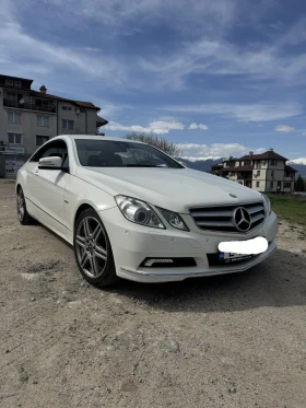 Mercedes-Benz E 220 2.2, снимка 3