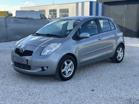 Toyota Yaris 1.4D4D| ОБСЛУЖЕНА| РЕГИСТРИРАНА| 2 КОМПЛЕКТА ГУМИ, снимка 3