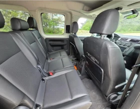 VW Caddy Макси Перфектен 7 места, снимка 12