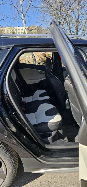 Volvo V40 Cross Country D3 | Mobile.bg    16