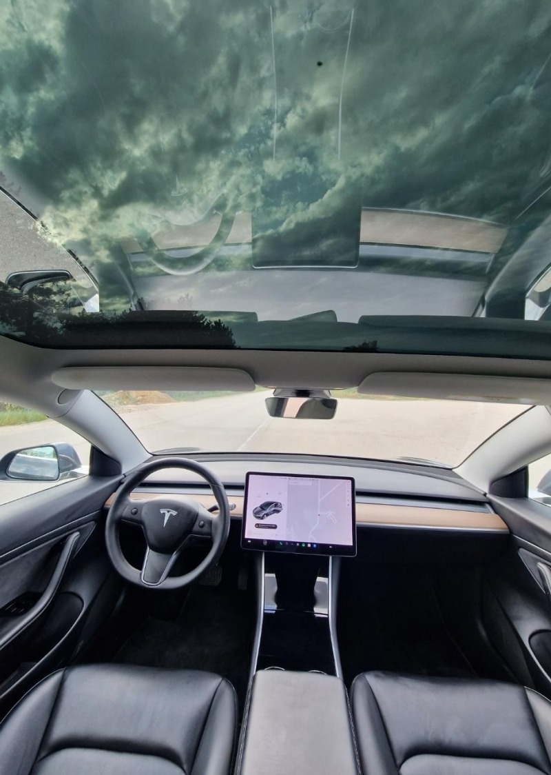 Tesla Model 3 Европейска с Гаранция до 2028, снимка 15 - Автомобили и джипове - 46218063