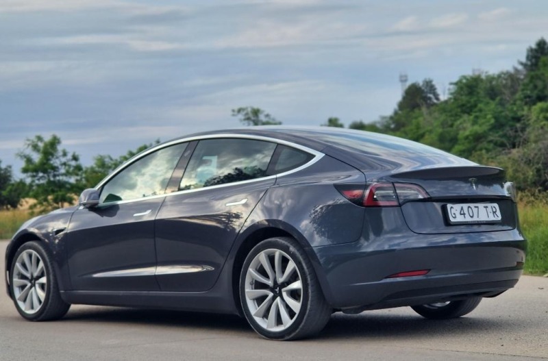 Tesla Model 3 Европейска с Гаранция до 2028, снимка 5 - Автомобили и джипове - 46218063