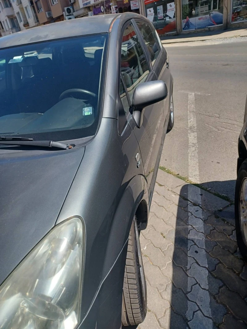 Toyota Corolla verso 2.0 ТД, снимка 3 - Автомобили и джипове - 47199975