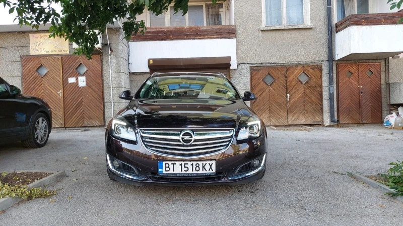 Opel Insignia, снимка 1 - Автомобили и джипове - 47306542