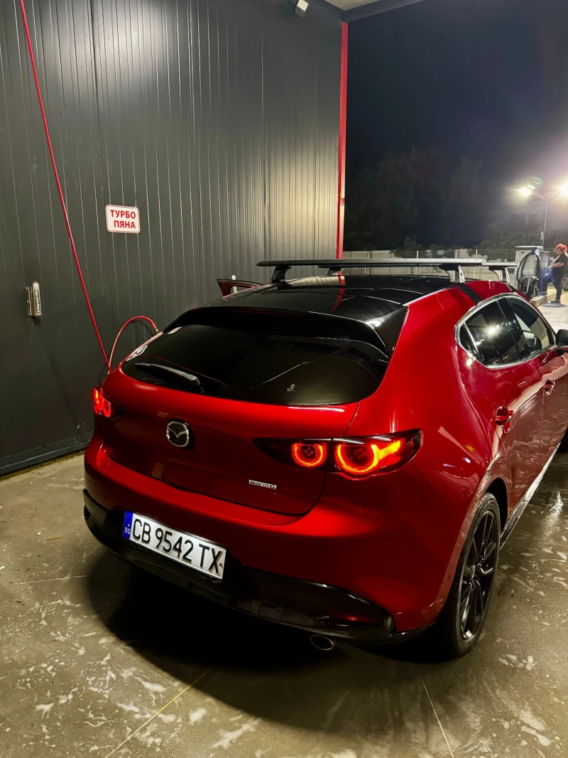 Mazda 3 GT + mild hybrid всички възможни екстри за модела, снимка 4 - Автомобили и джипове - 47390271