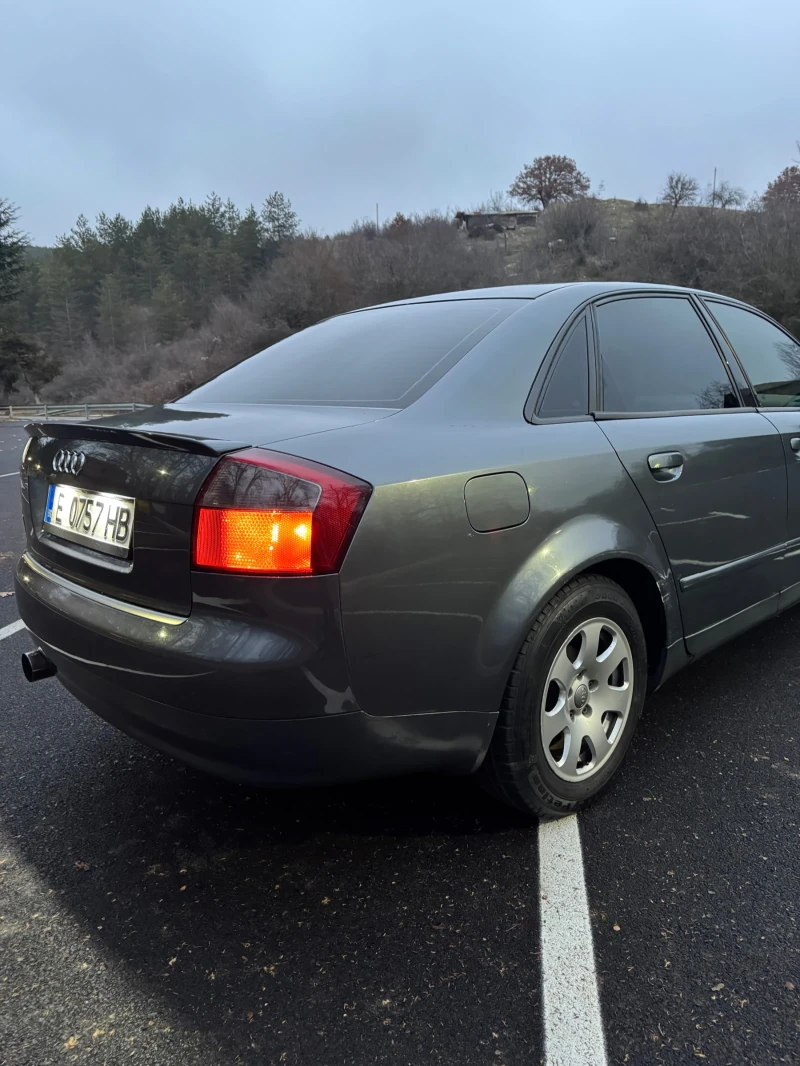 Audi A4 1.9TDI B6, снимка 7 - Автомобили и джипове - 48645585