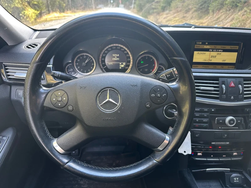 Mercedes-Benz E 350 CDI, снимка 10 - Автомобили и джипове - 48804977