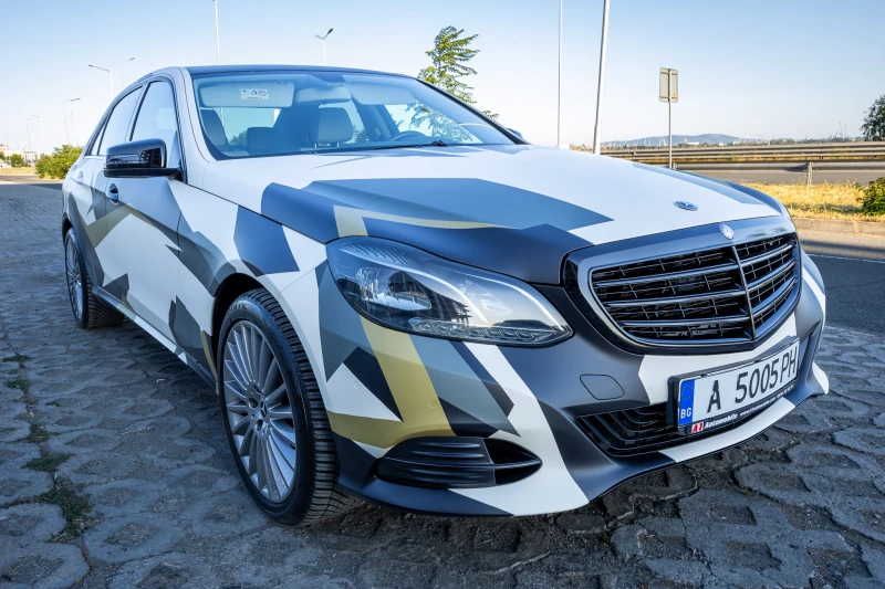 Mercedes-Benz E 500 Exclusive AMG Folie, снимка 9 - Автомобили и джипове - 52260019