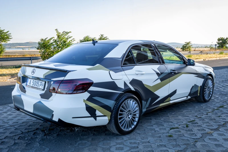 Mercedes-Benz E 500 Exclusive AMG Folie, снимка 4 - Автомобили и джипове - 52260019