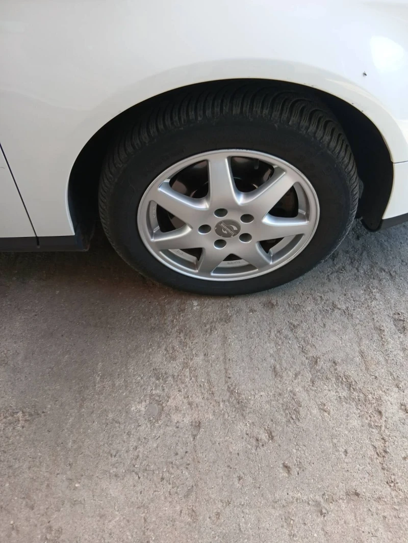 VW Passat 1.4, снимка 13 - Автомобили и джипове - 52347087