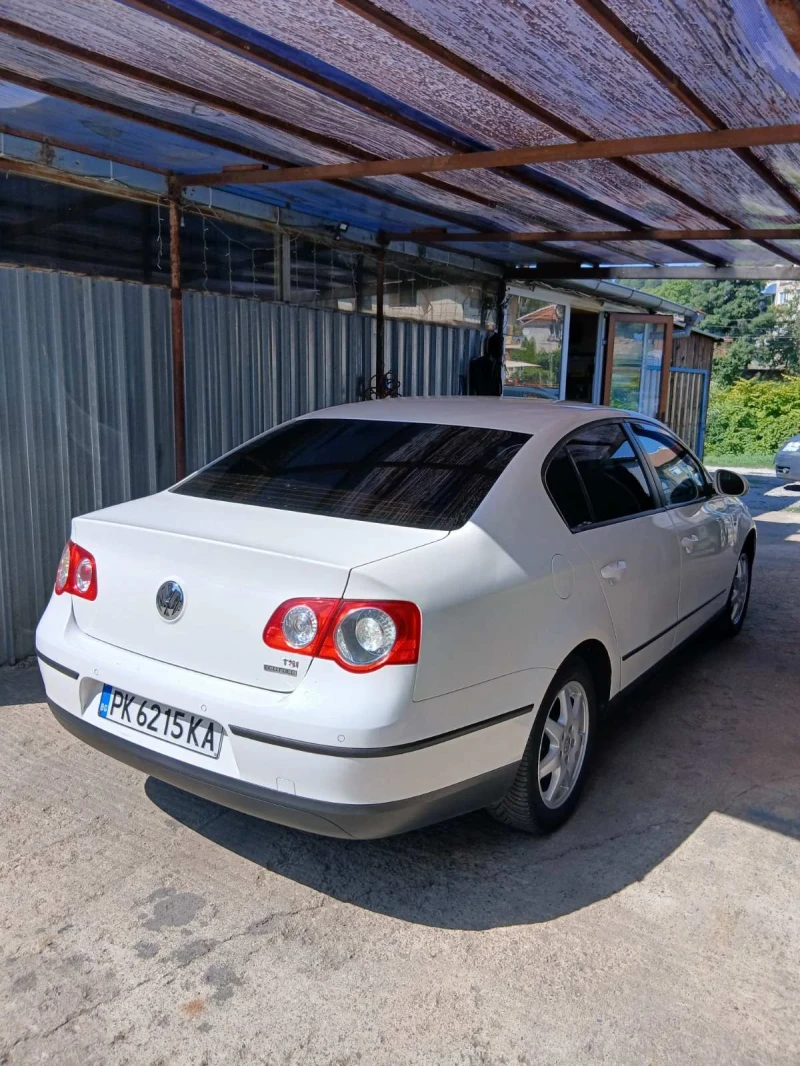 VW Passat 1.4, снимка 5 - Автомобили и джипове - 52347087