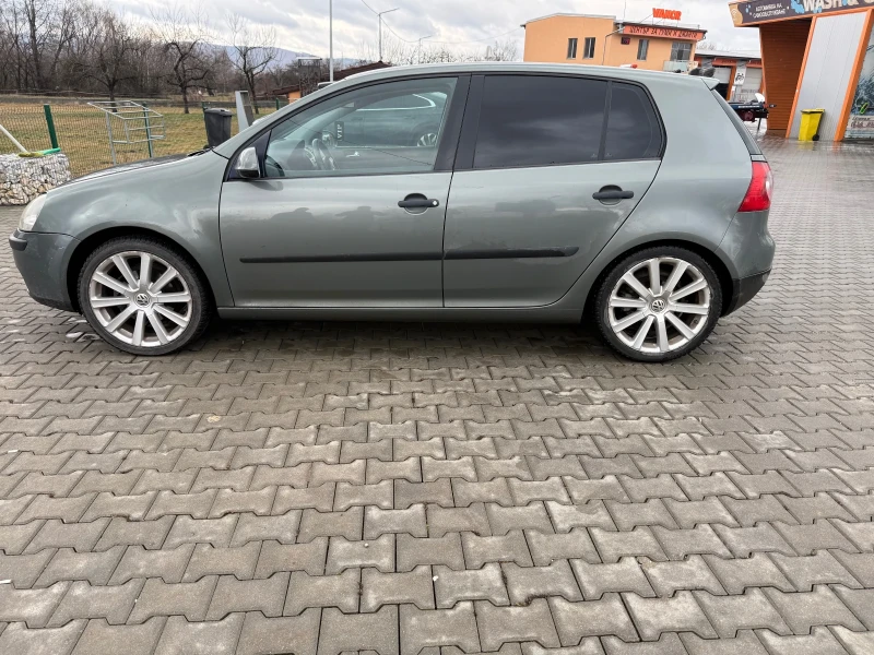 VW Golf 5, снимка 3 - Автомобили и джипове - 53393178