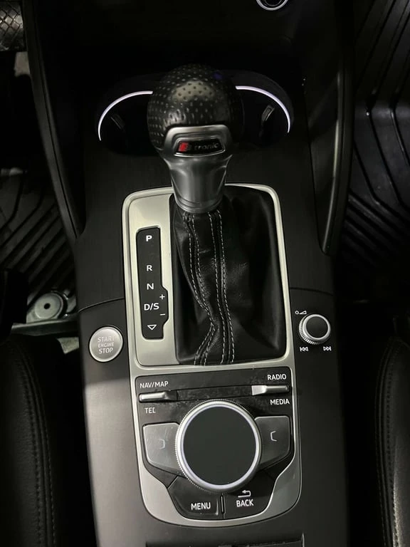 Audi A3 * TECHNIK * CARFAX * БЕЗ ПЪРВОНАЧАЛНА ВНО, снимка 11 - Автомобили и джипове - 53246908