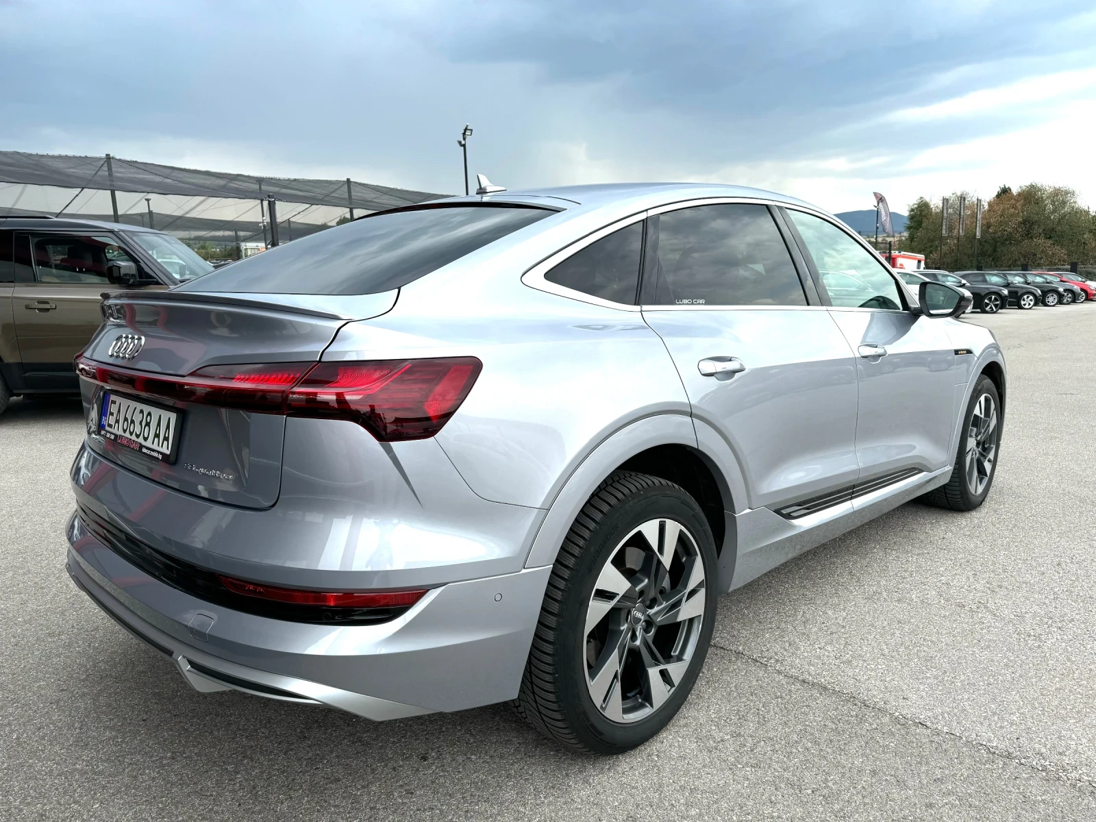 Audi E-Tron 55 SPORT-COUPE-95kW-S LINE-ПОДГРЕВ-ОБДУХВАНЕ-LONG  - изображение 5