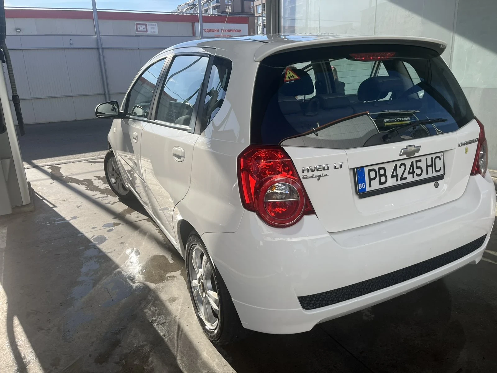 Chevrolet Aveo 1, 2 с газ - изображение 7