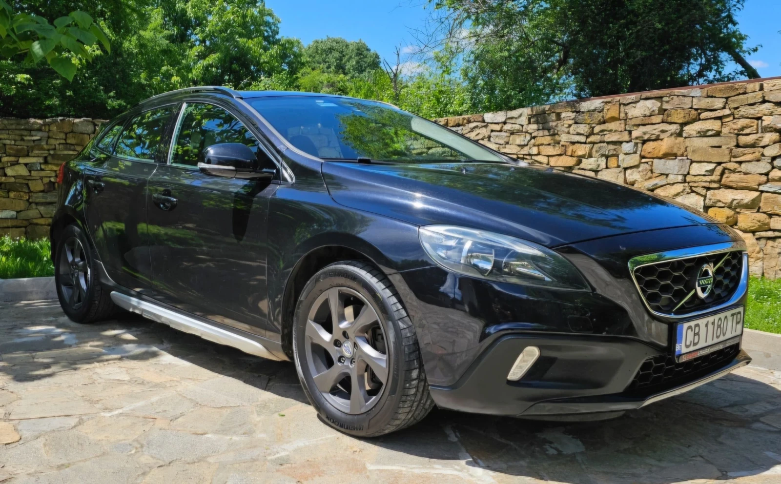 Volvo V40 Cross Country D3 - изображение 4