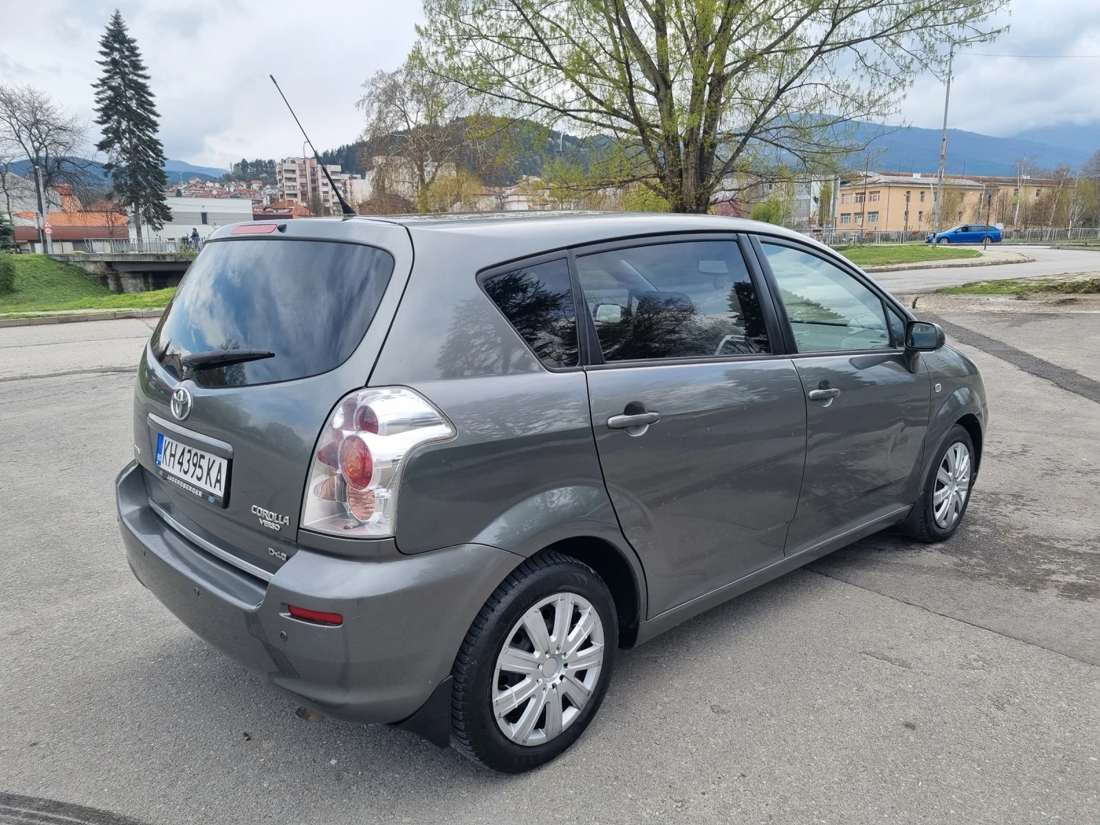 Toyota Corolla verso  - изображение 4