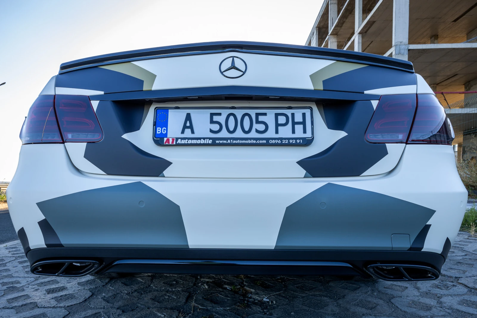 Mercedes-Benz E 500 Exclusive AMG Folie | Mobile.bg   17