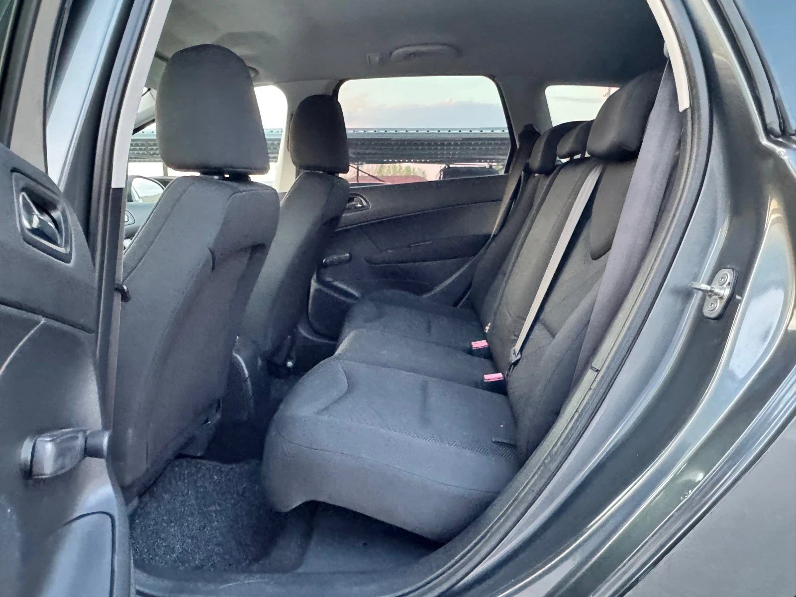 Peugeot 308 1.6HDI ИТАЛИЯ - изображение 7