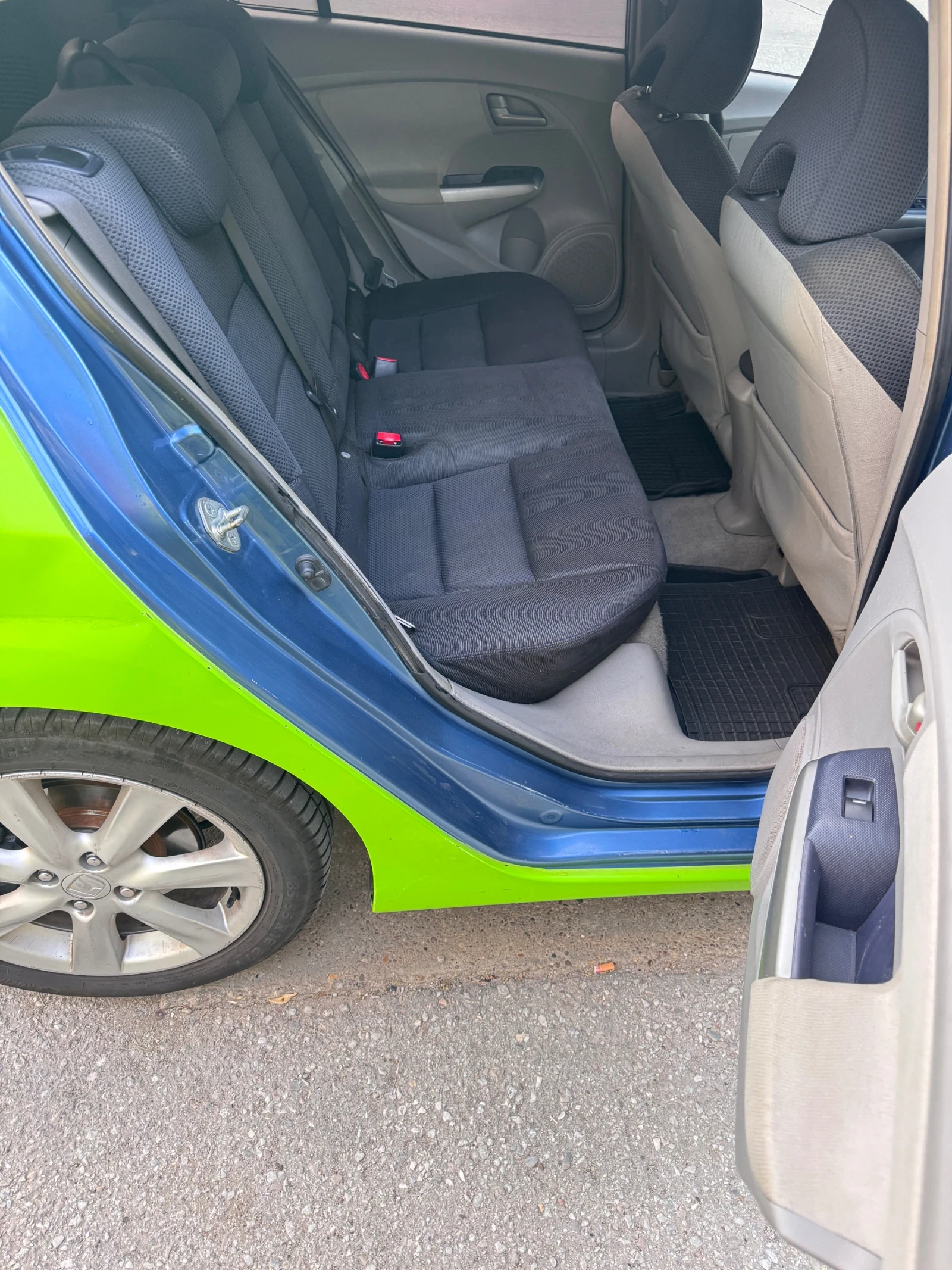 Honda Insight 1.3 hybrid -газ  - изображение 10