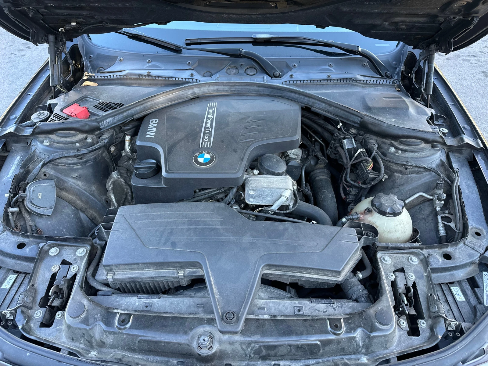 BMW 320  - изображение 4