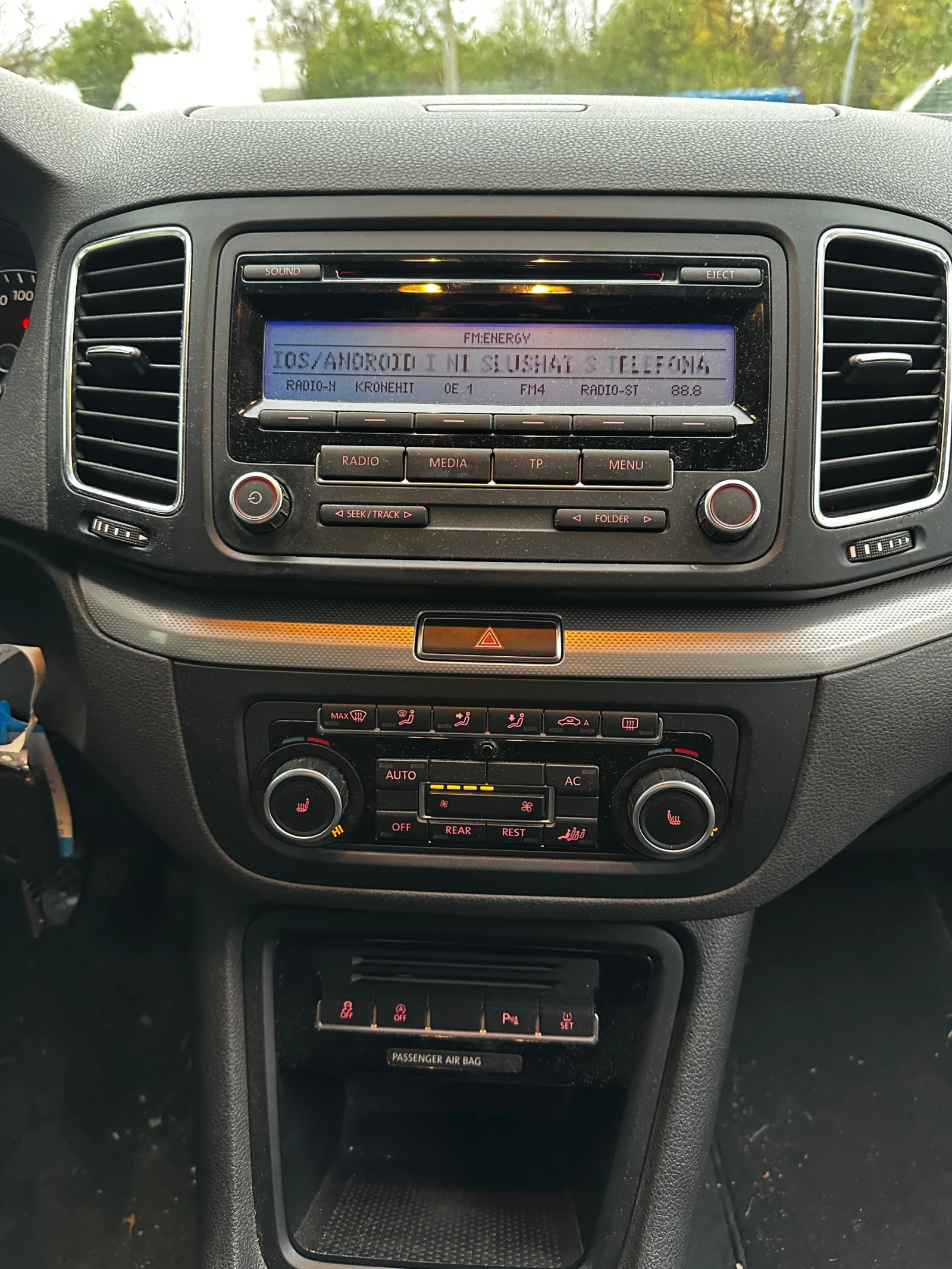 VW Sharan 2.0TDi - изображение 7