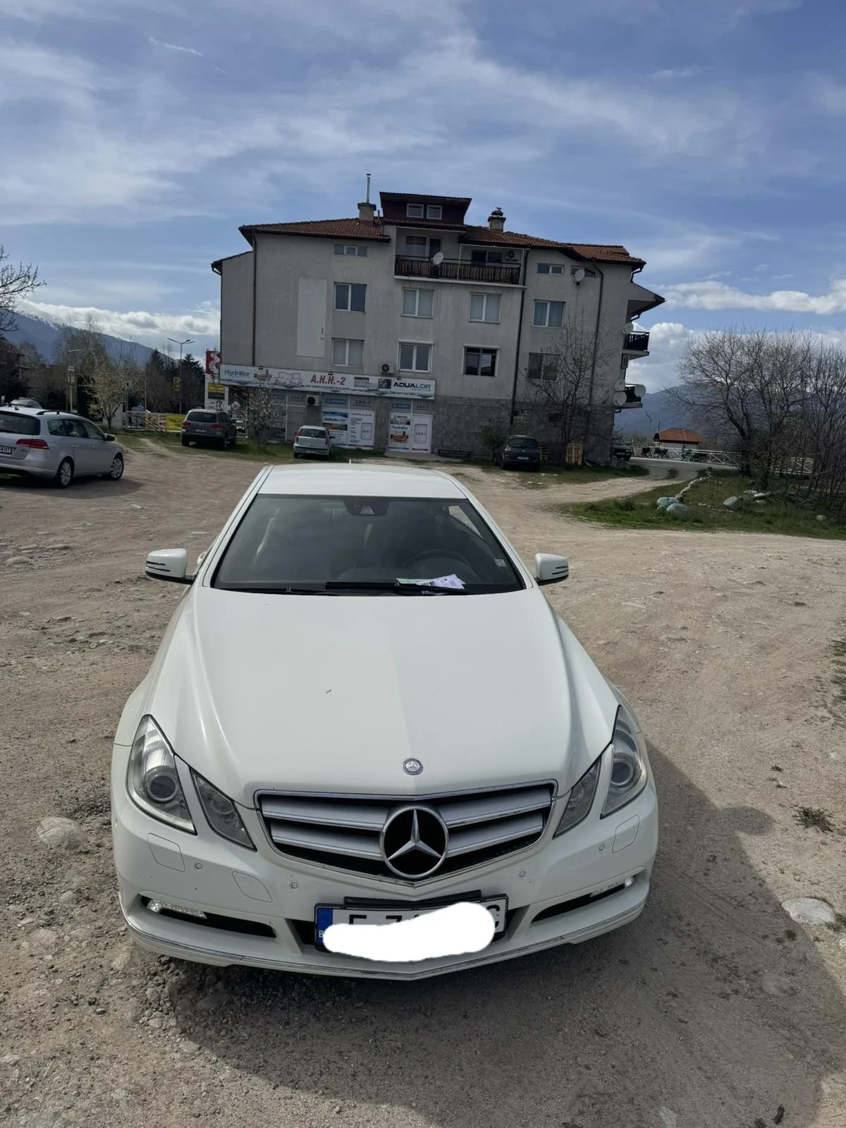 Mercedes-Benz E 220 2.2, снимка 4 - Автомобили и джипове - 53156356