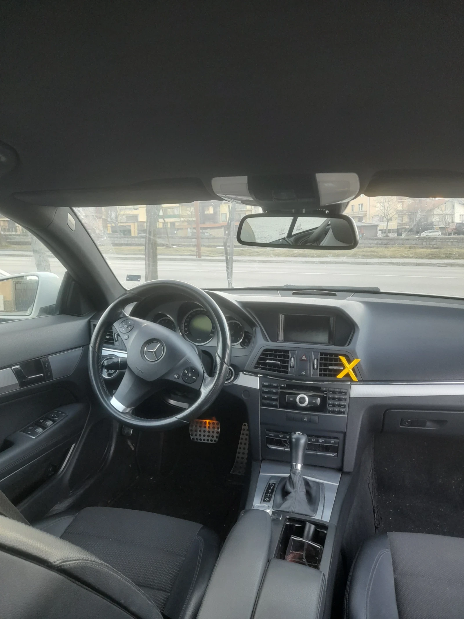 Mercedes-Benz E 220 2.2 - изображение 6